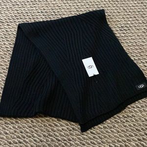 NWT Ugg Rib Scarf